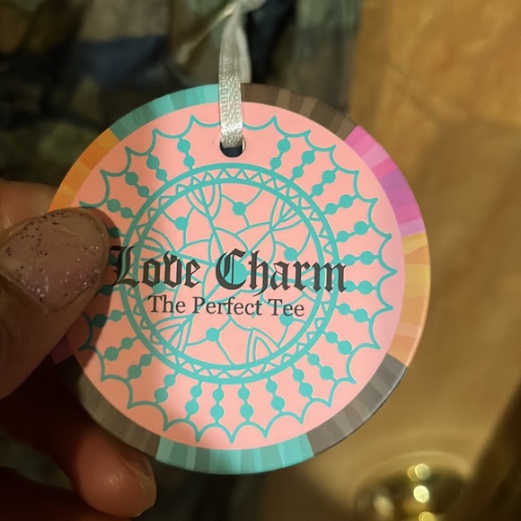 🤎💚Nwt awesome camo front pocket tee size medium - Picture 3 of 6